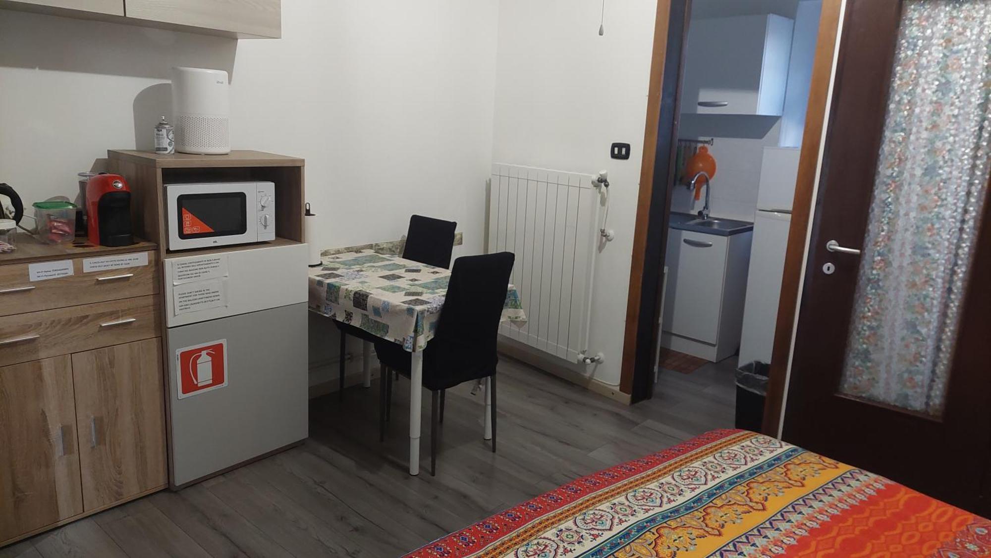 Affitti Brevi Ferrera Monolocale Ferrera 20 Minuti Da Rho Fiera E San Siro Apartamento Bareggio Quarto foto
